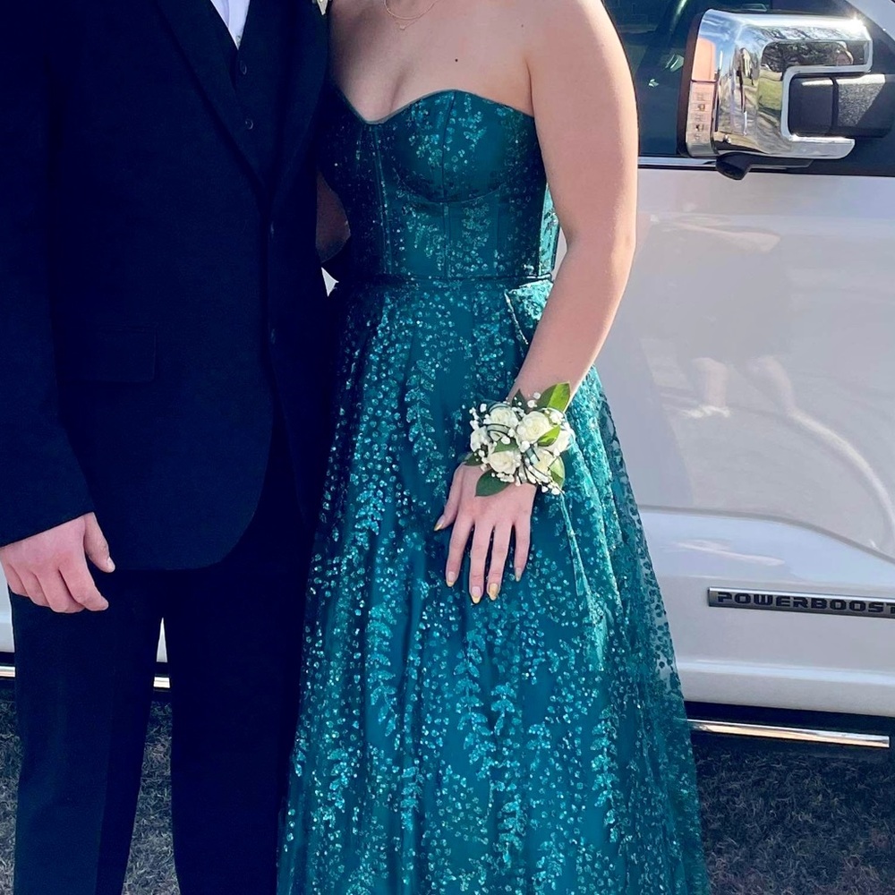 Prom dress